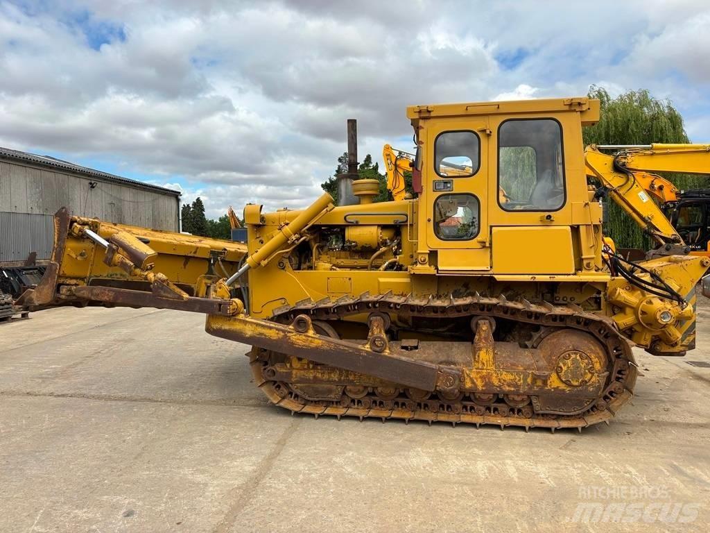 CAT D 6 D Buldožerji goseničarji