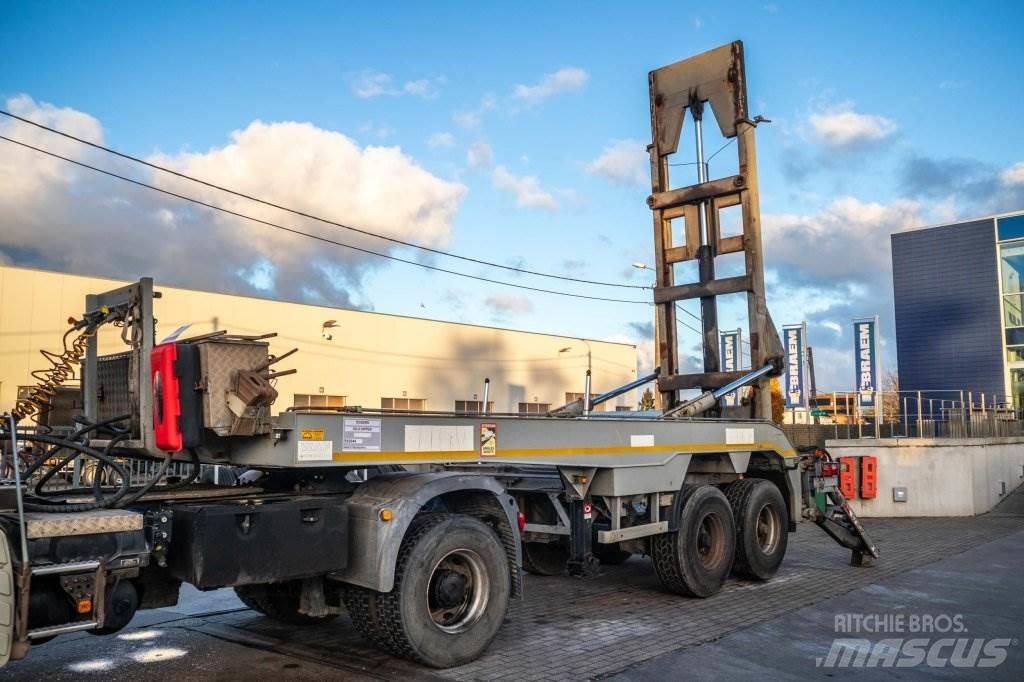 Eggers SILO Razstavljive polprikolice