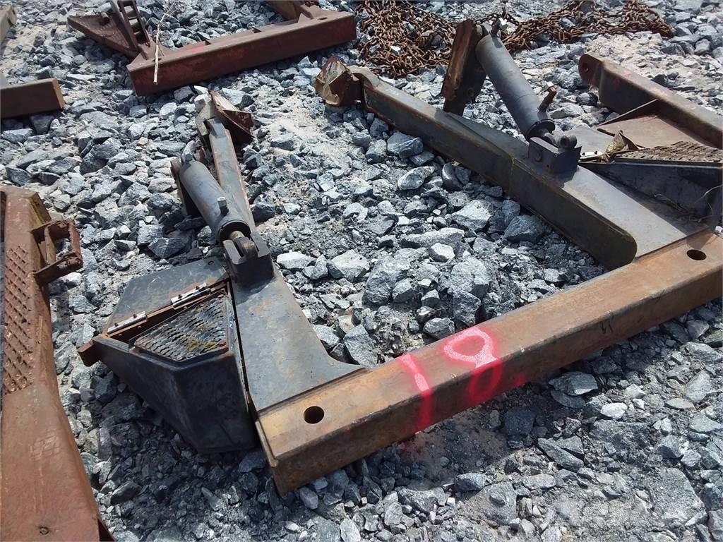 Valmet 890 Druge komponente