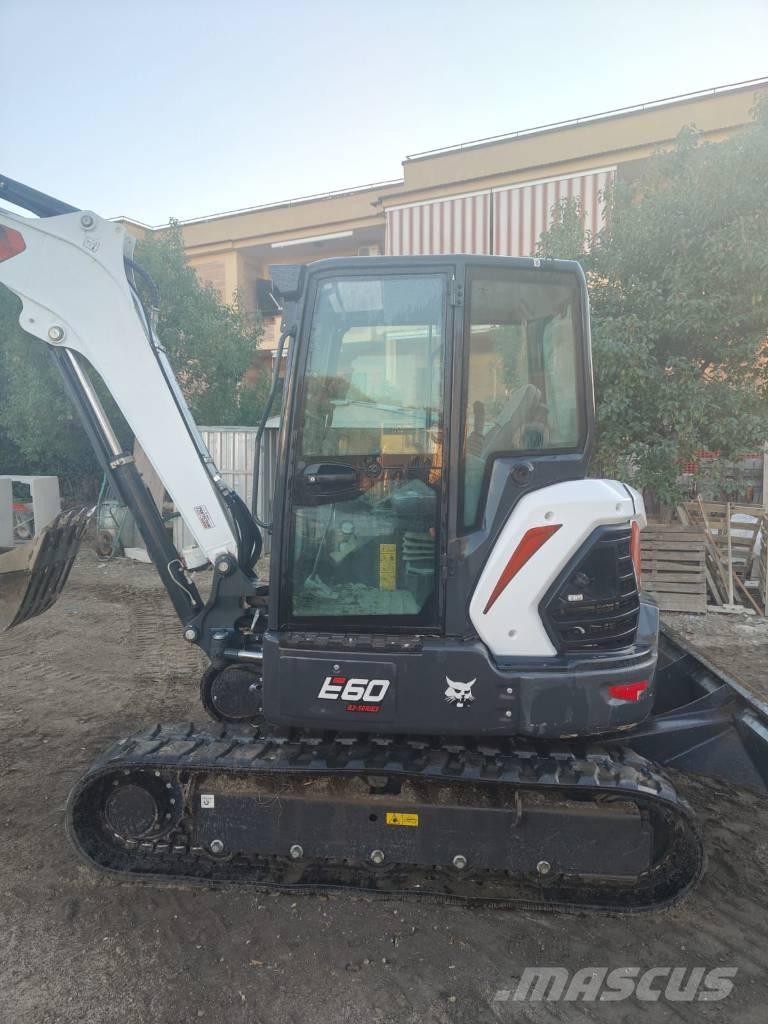 Bobcat E60 Mini bagri <7t
