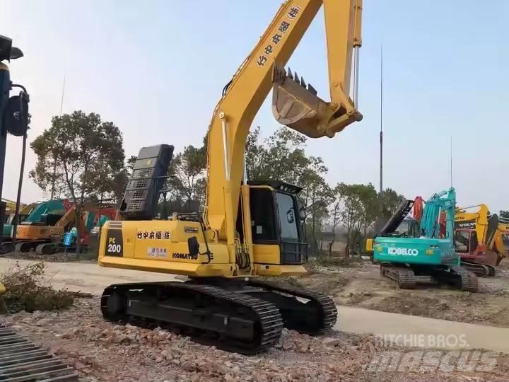 Komatsu PC200-8 Bagri goseničarji