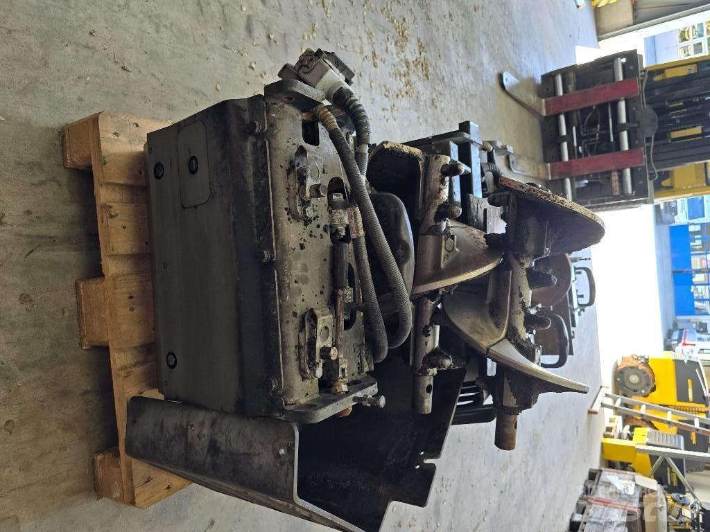 Bomag BF 300 P-2 Asfaltni finišerji