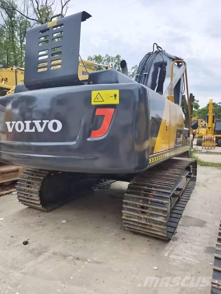 Volvo EC 210 Bagri goseničarji