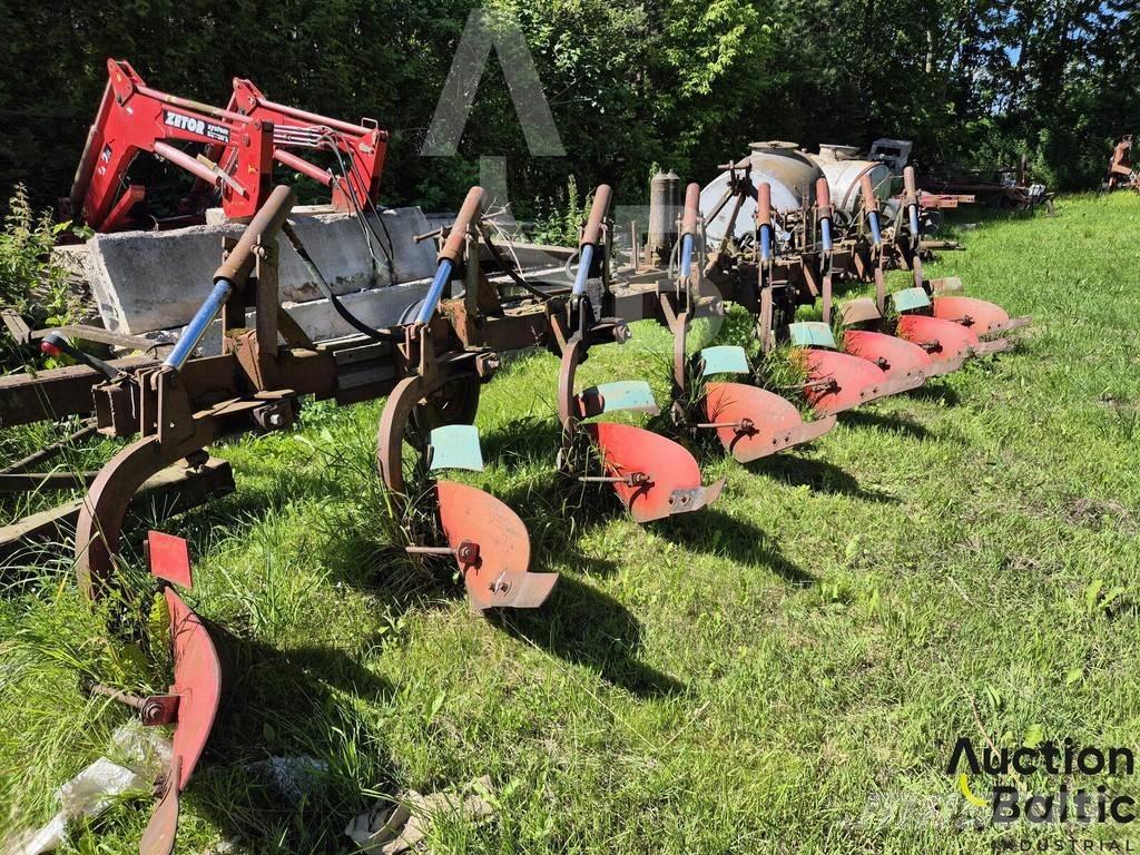  Onbekend Plow Obračalni plugi