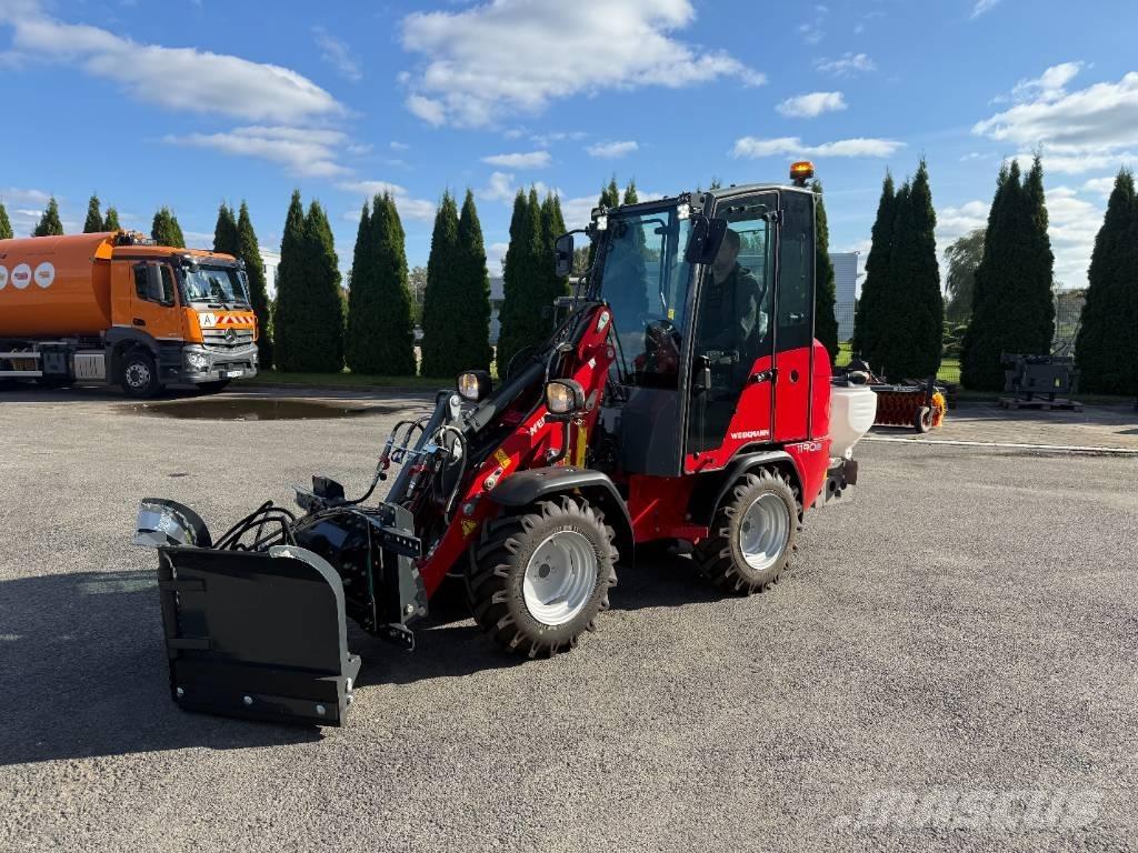 Weidemann 1190e Večnamenski nakladalci