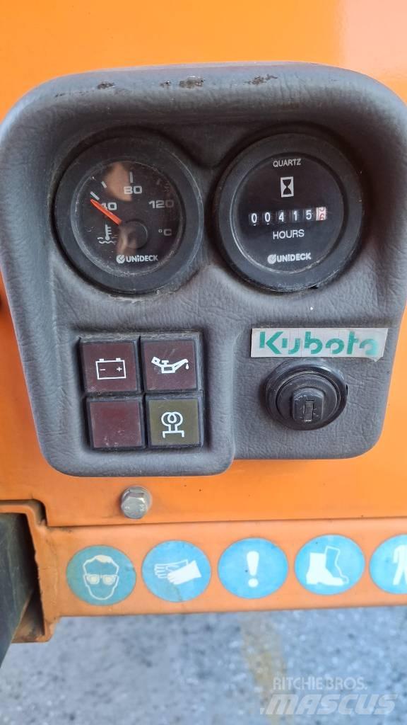 Strassmayr AC 9000 E Termo zabojniki za asfalt