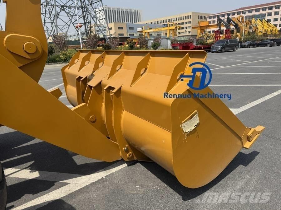 CAT 966H Kolesni nakladalci