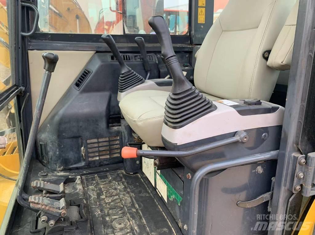Komatsu PC 56 Mini bagri <7t