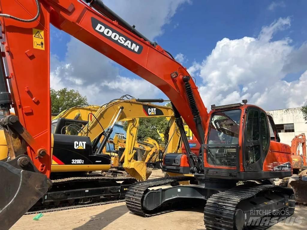 Doosan DX225-9C Bagri goseničarji