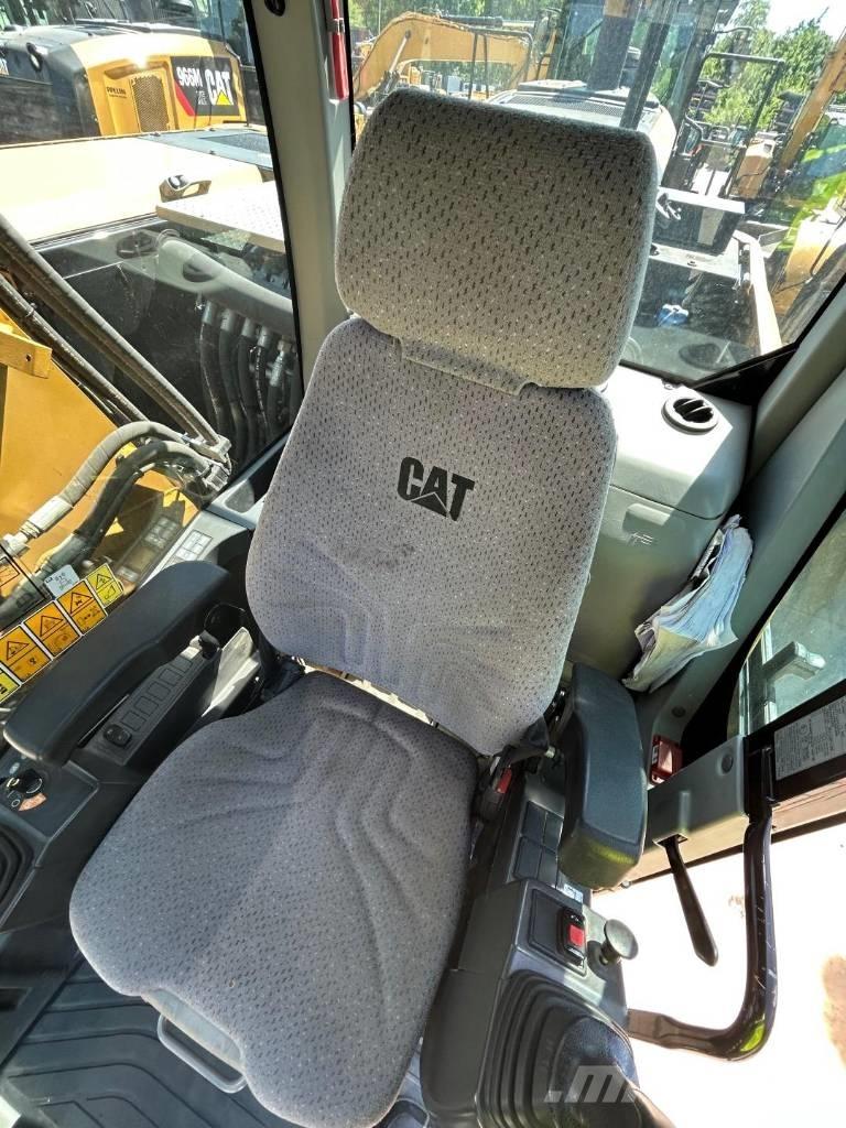 CAT M 314 F Bagri na kolesih