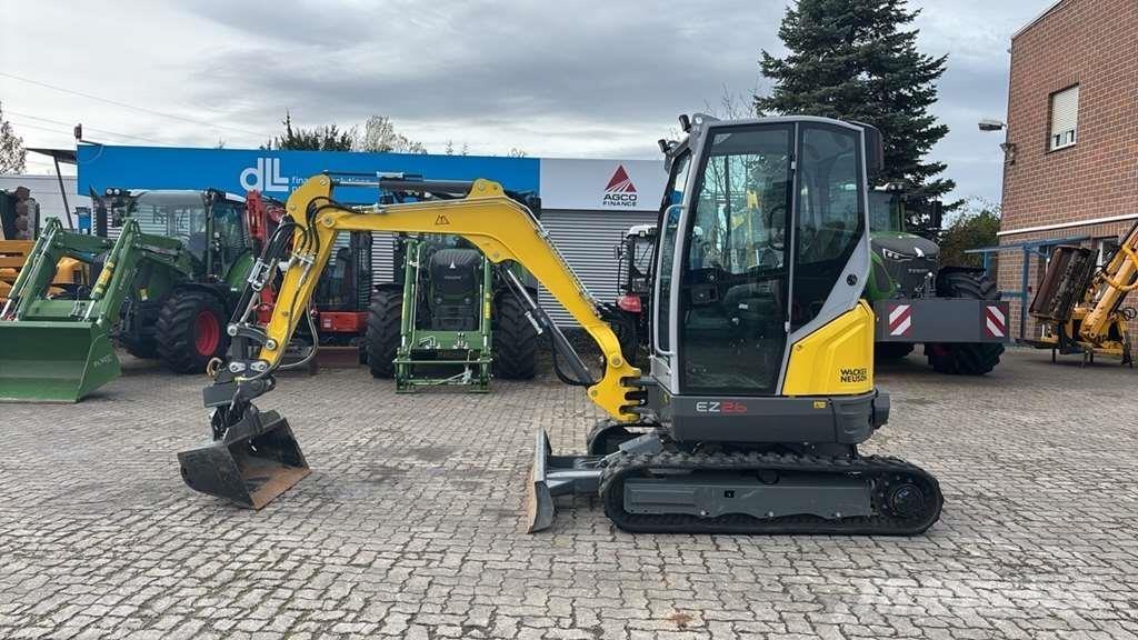 Wacker Neuson EZ26 Mini bagri <7t
