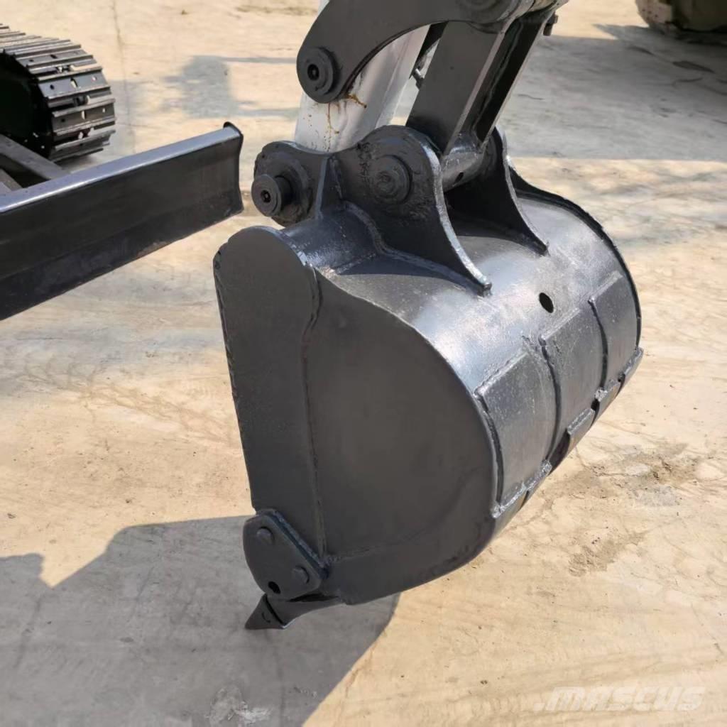 Bobcat 331 Mini bagri <7t