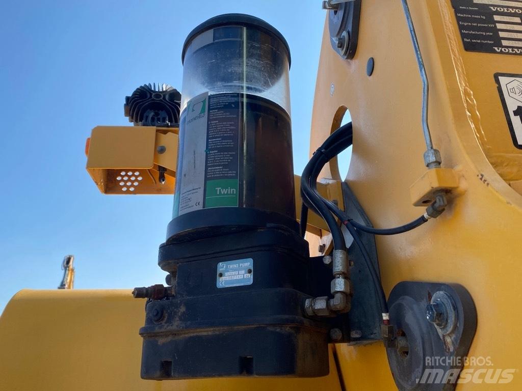 Volvo L 150 G Kolesni nakladalci