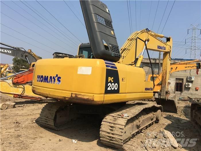 Komatsu PC 200-8 Bagri goseničarji