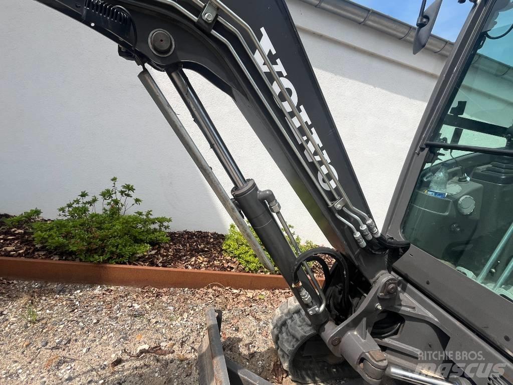 Volvo ECR 25 D Mini bagri <7t