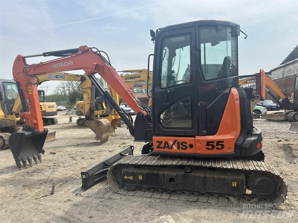 Hitachi ZX55 Mini bagri <7t