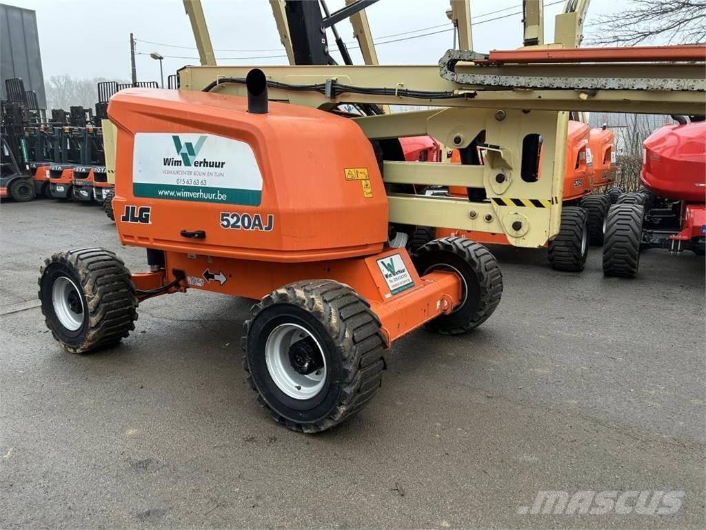 JLG 520AJ (2633) Zglobne dvižne ploščadi