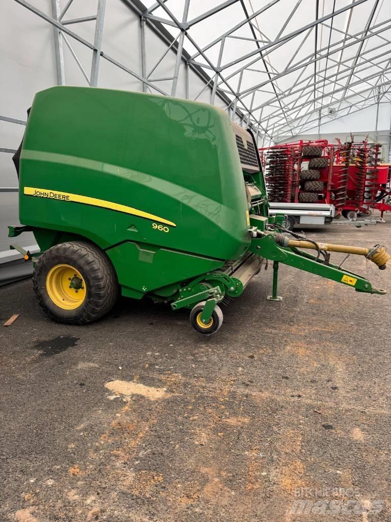 John Deere 960 Balirke (okrogle bale)