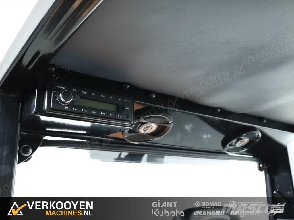 GiANT G3500 Kolesni nakladalci
