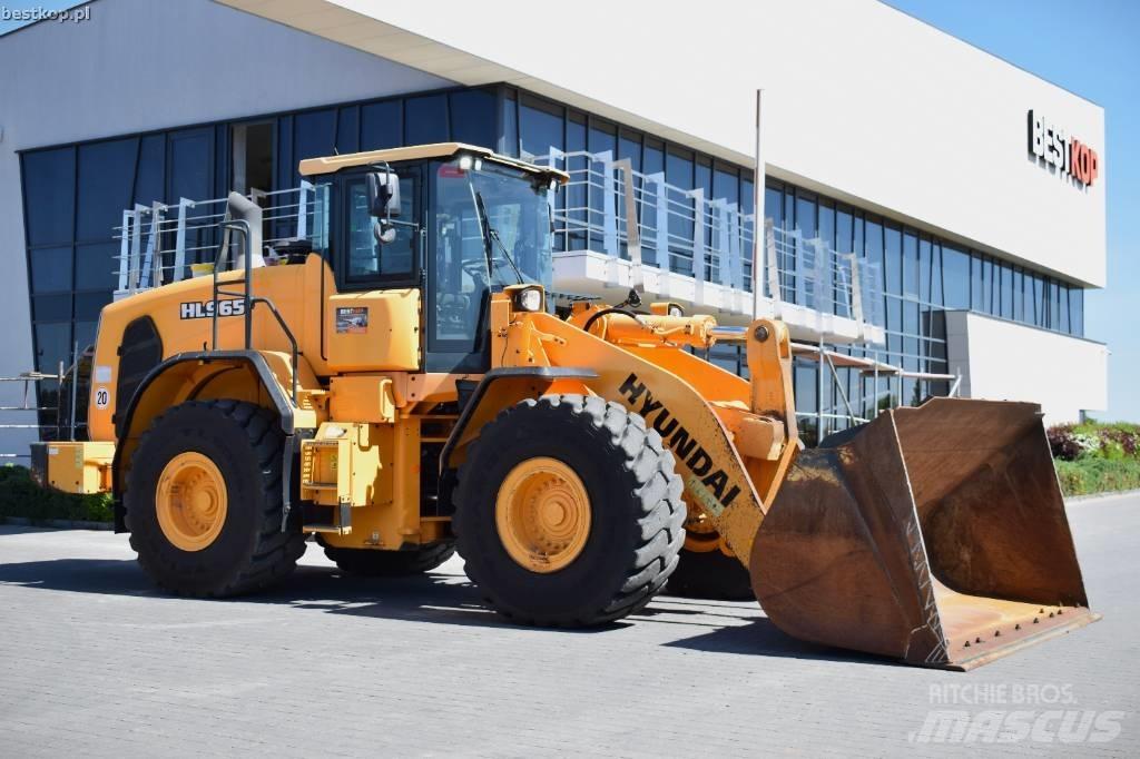 Hyundai HL 965 Kolesni nakladalci