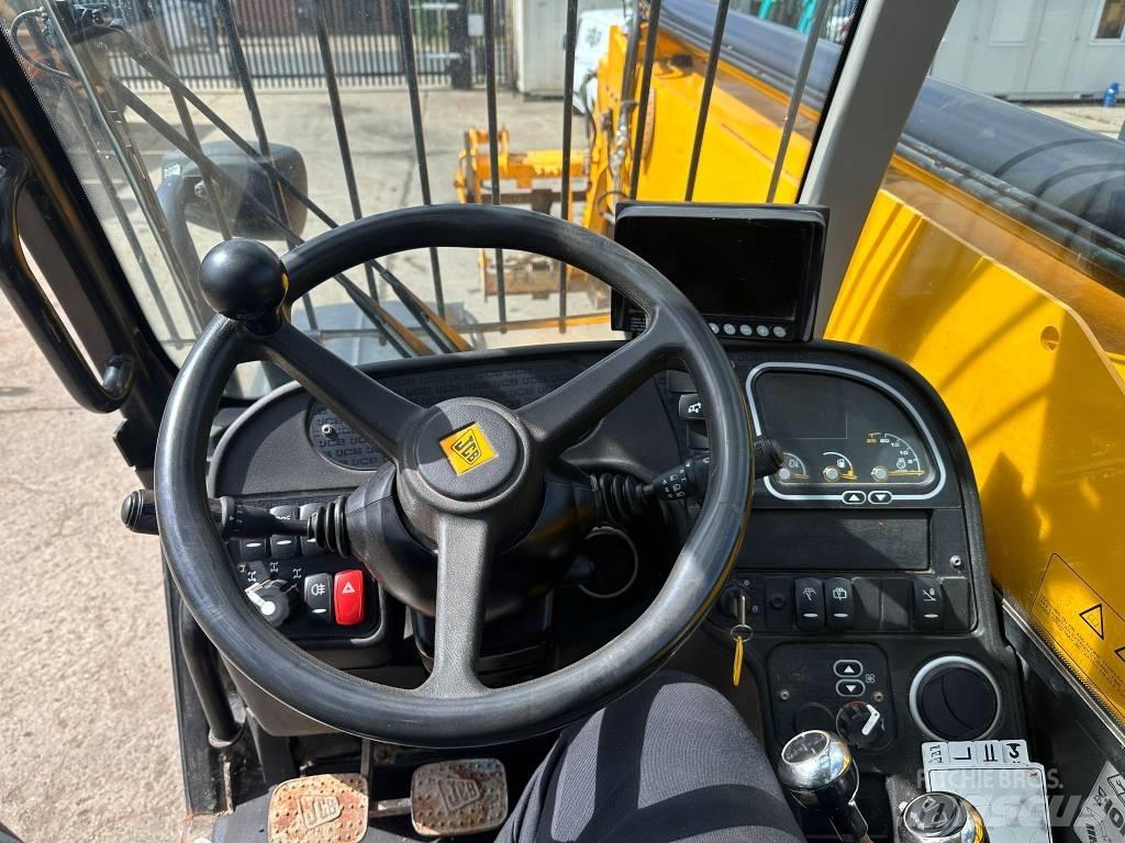 JCB 540-140 Teleskopski viličarji
