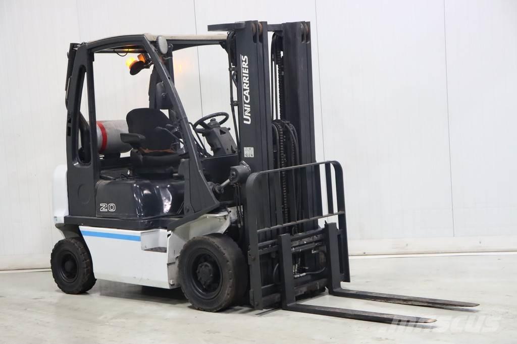 Nissan U1D2A20LQ Plinski viličarji