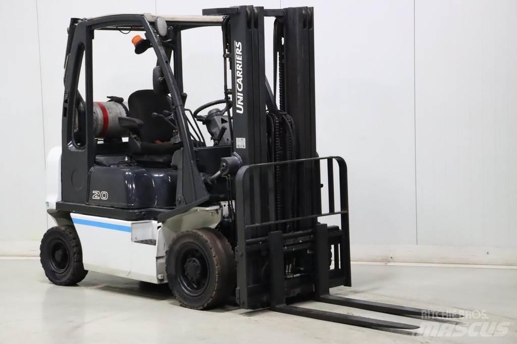 Nissan U1D2A20LQ Plinski viličarji