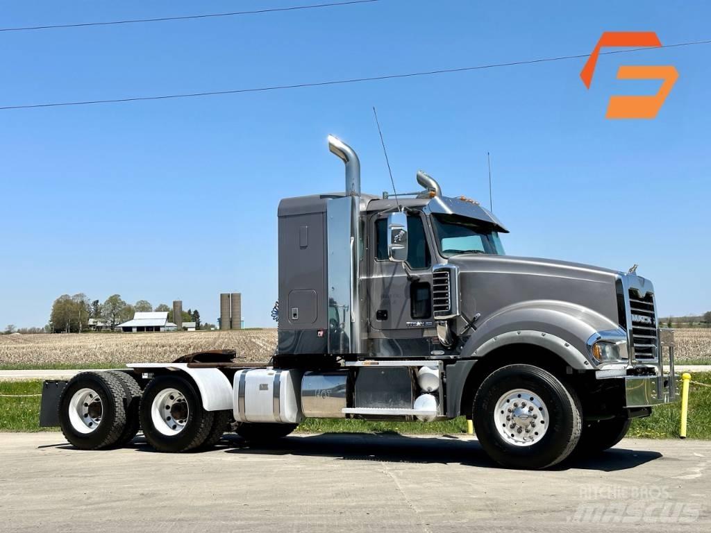 Mack Titan TD 713 Tovornjaki-šasije