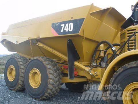 CAT 740 Zglobni demperji
