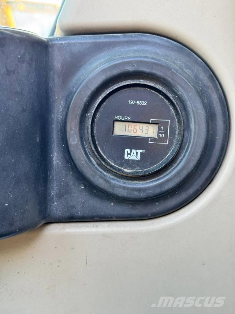 CAT M 315 C Bagri na kolesih