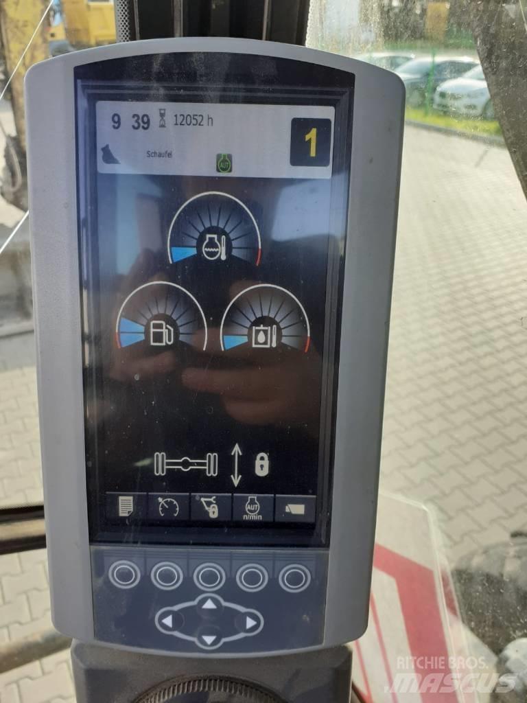 CAT M 322 D Bagri na kolesih