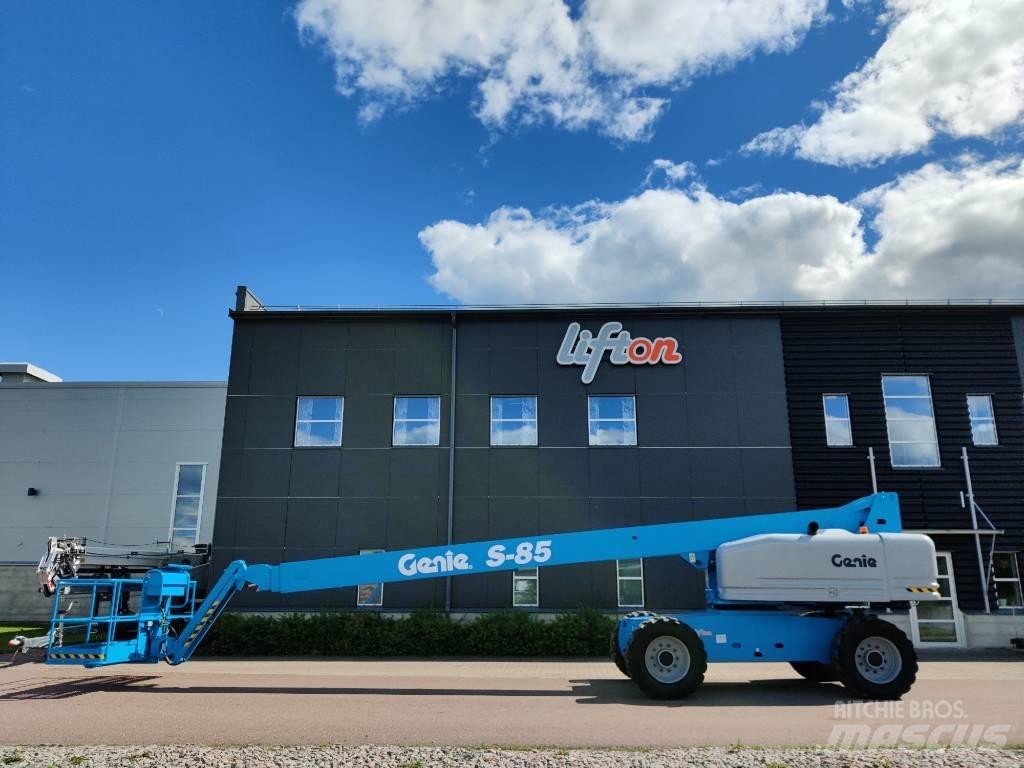 Genie S 85 Bomlift Zglobne dvižne ploščadi