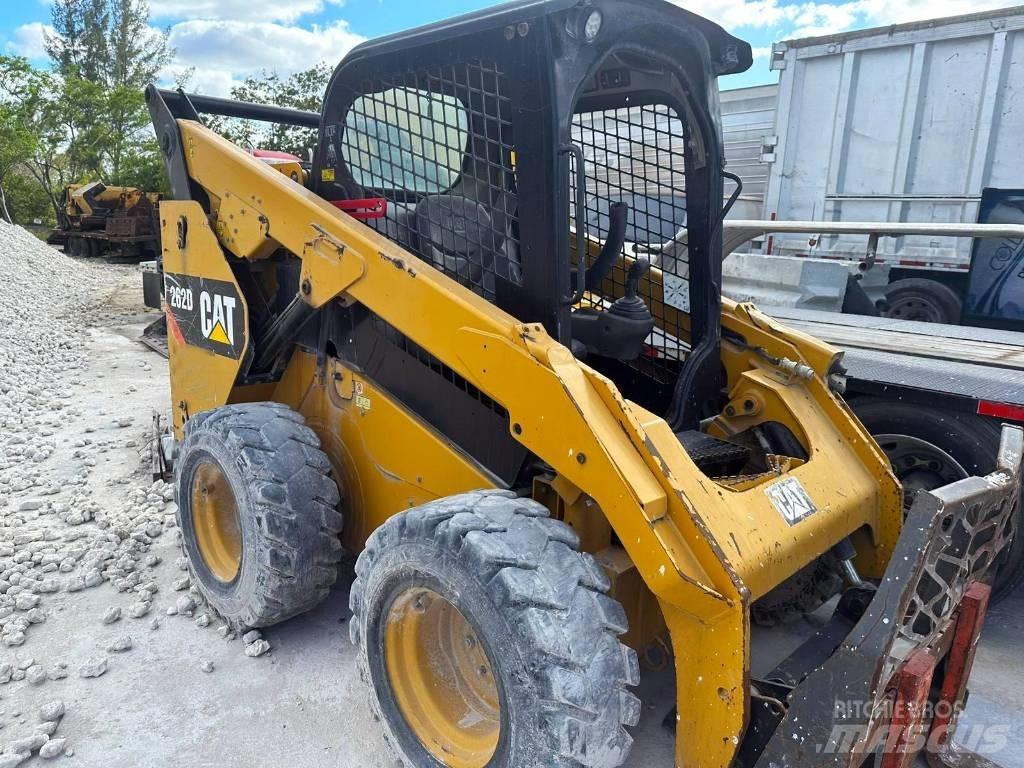 CAT 262 D Skid steer mini nakladalci