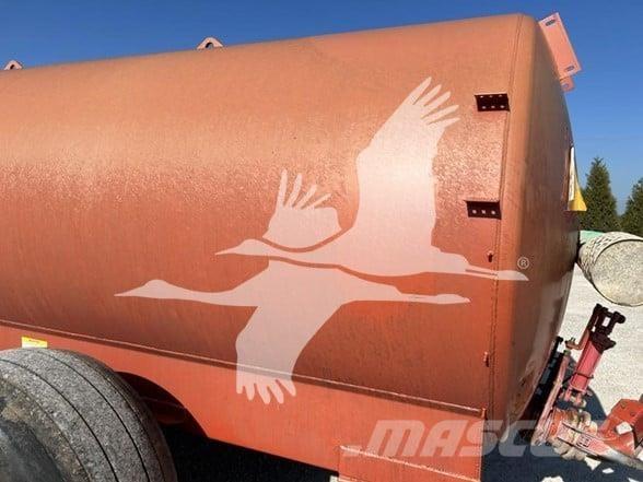 Calumet V3750 Trosilniki gnoja