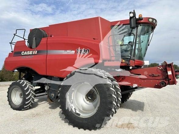Case IH 7120 Kombajni