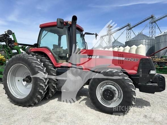 Case IH MX240 Traktorji