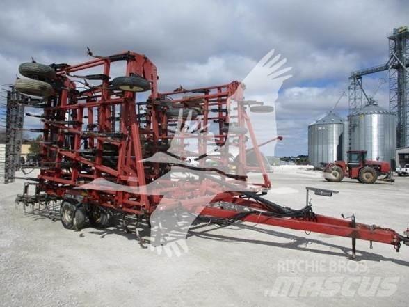 Case IH TM14 Kultivatorji