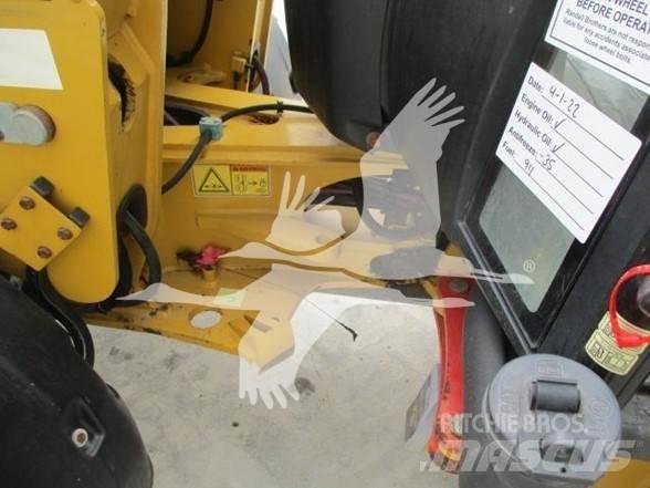 CAT 906H2 Kolesni nakladalci
