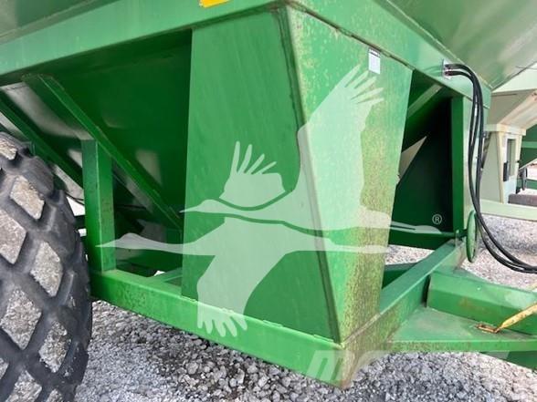 E-Z Trail 710 Prikolice za žito