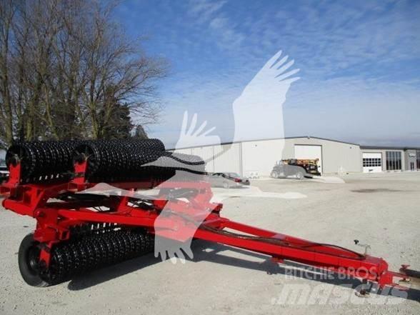 Farmhand WP42 Ostali priključki in naprave za pripravo tal