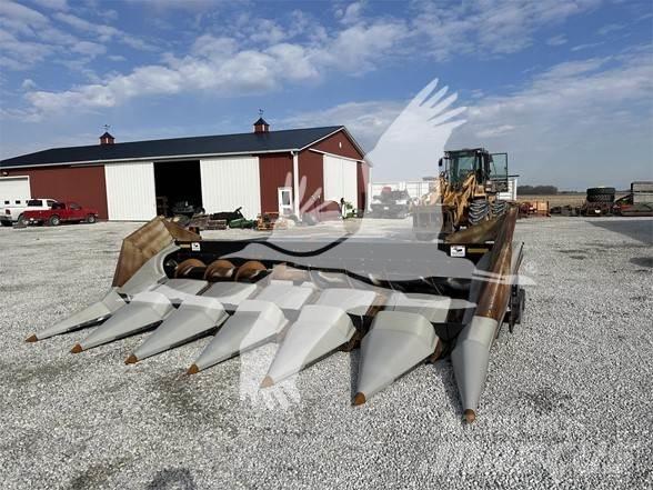 Gleaner R636 Rezalne glave za kombajne