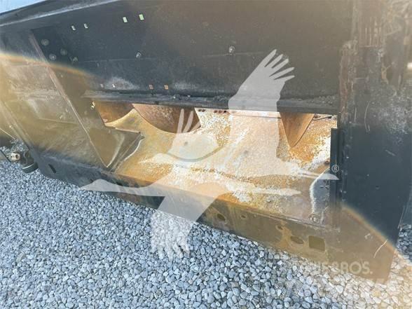 Gleaner R636 Rezalne glave za kombajne