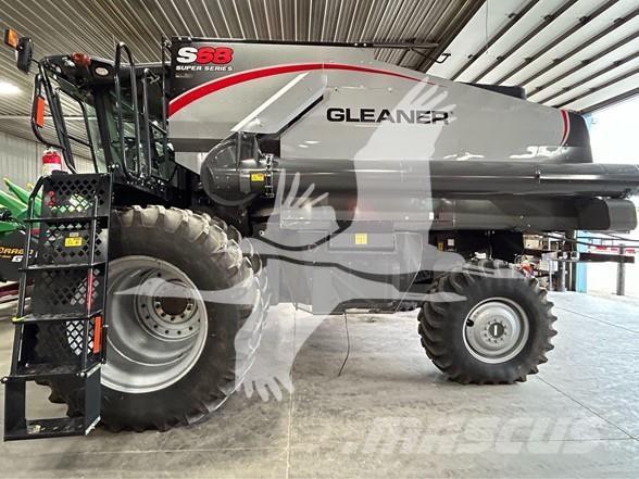 Gleaner S68 Kombajni
