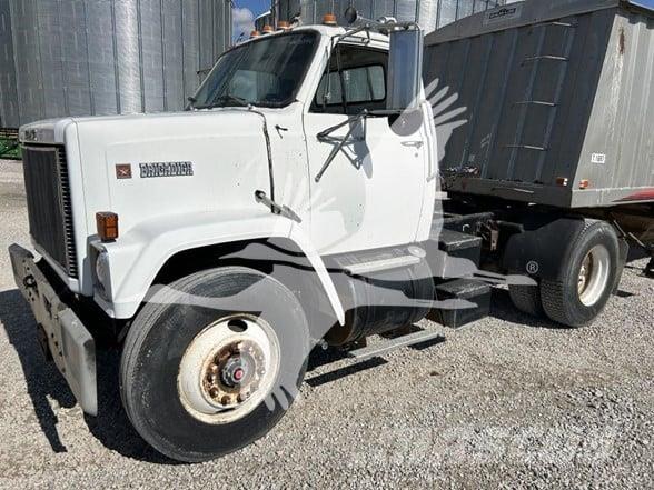 GMC BRIGADIER Vlačilci