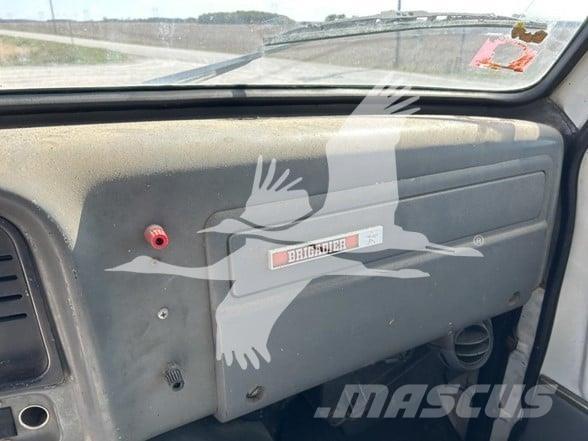 GMC BRIGADIER Vlačilci