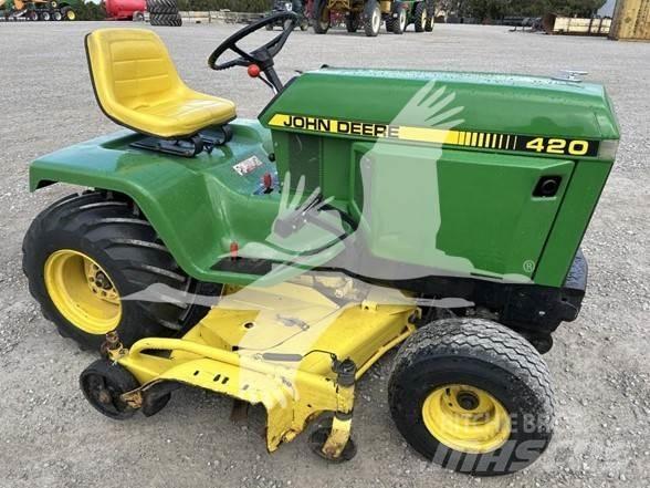 John Deere 420 Vrtni traktor kosilnice