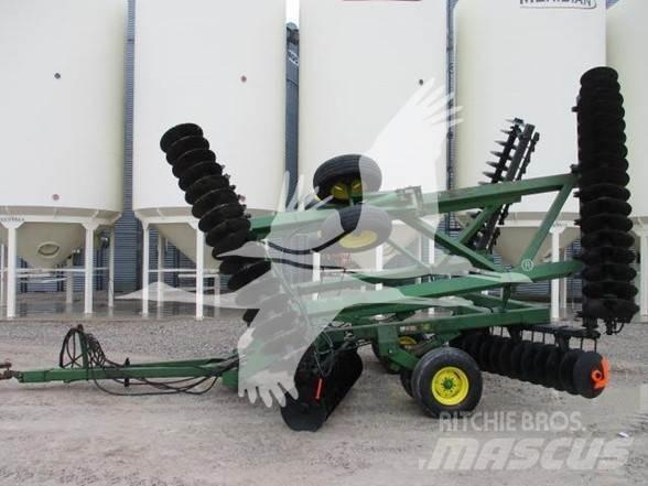 John Deere 630 Kolutne brane