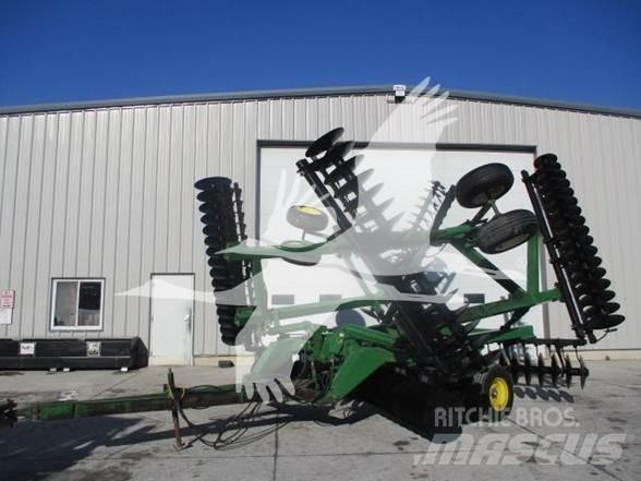 John Deere 630 Kolutne brane