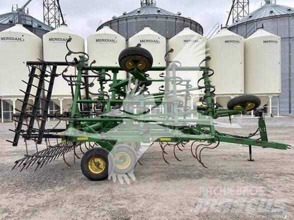 John Deere 980 Kultivatorji