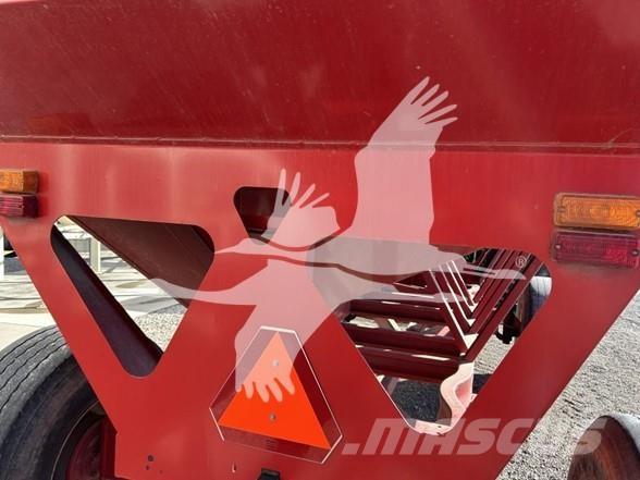 Parker 605 Prikolice za žito